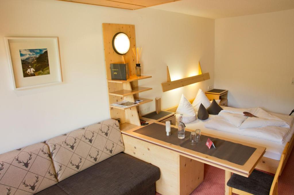 Junior Suite,41818126:JPEG